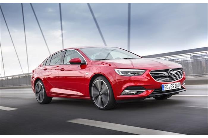 Yeni Opel İnsignia