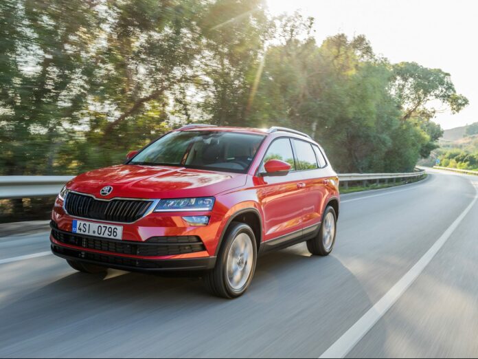 Skoda Karoq Kırmızı