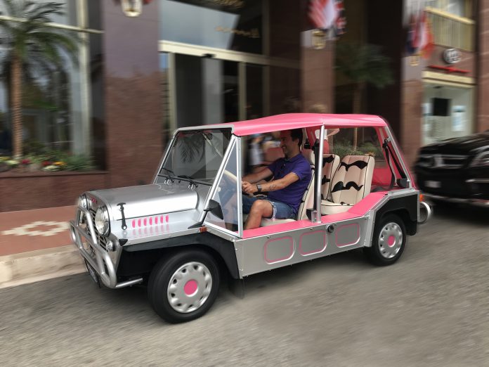 Mini Moke Görselleri