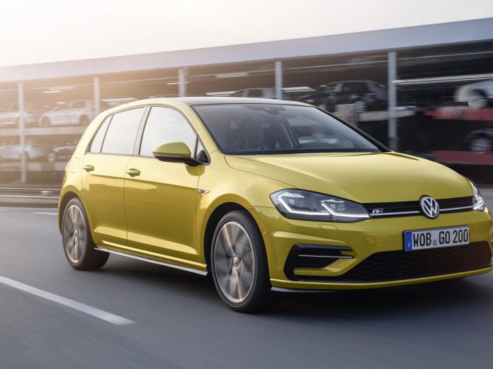 Volkswagen Golf Altın Sarısı
