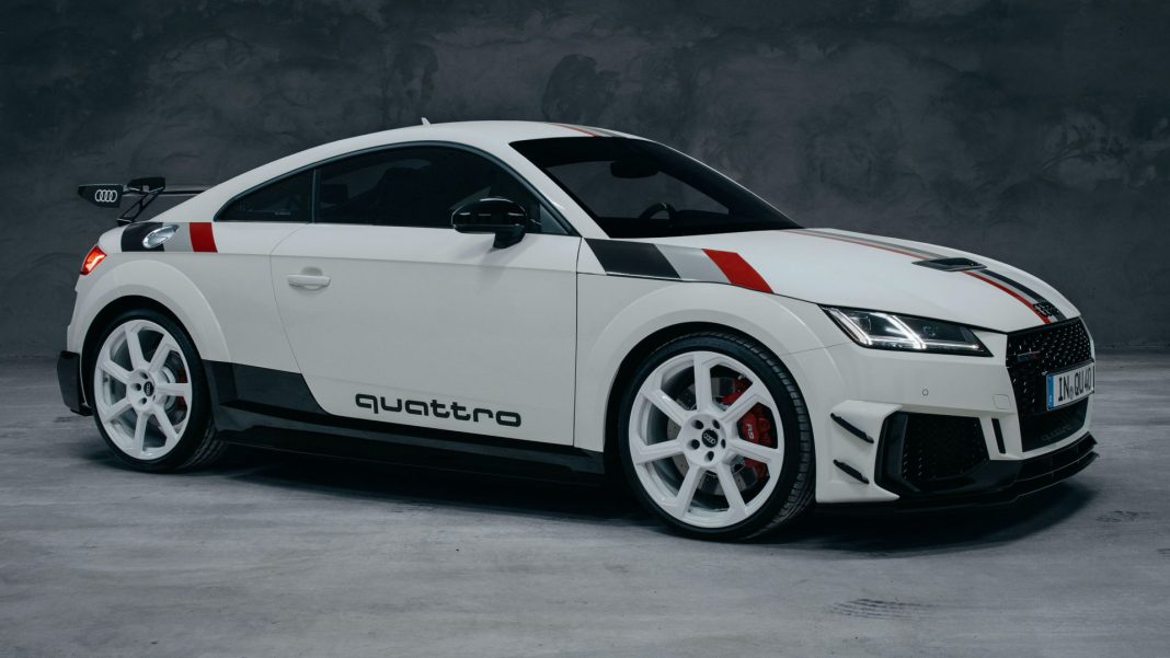 2021-Audi-TT-RS-40-years-of-quattro-Edition-3