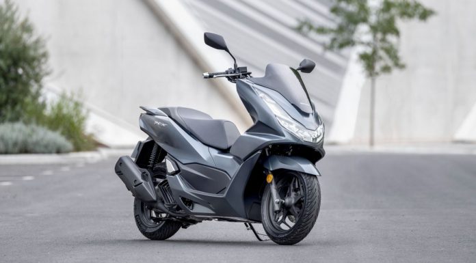 Honda-PCX125-2021-49-1200x663