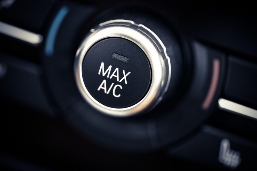 car-air-conditioning-button araba klimaları