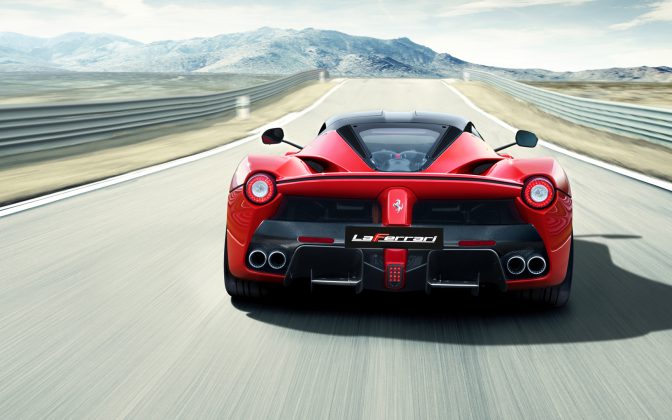 laferrari arka