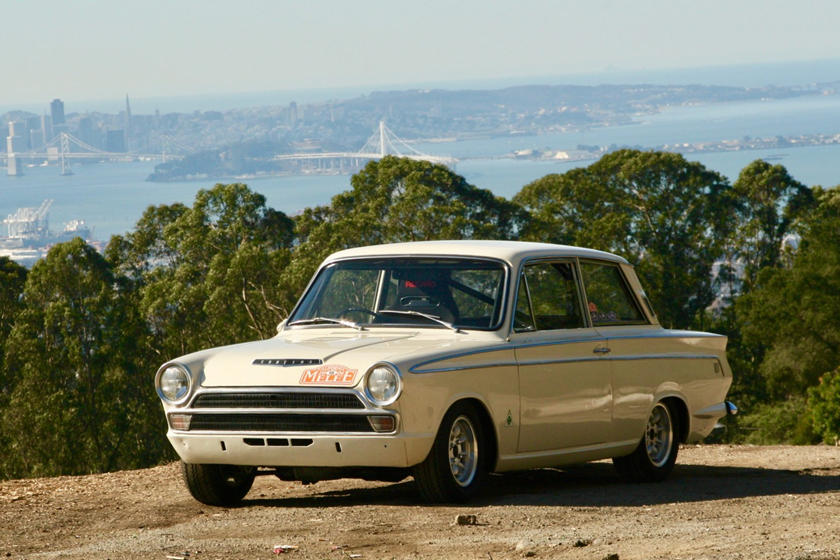 Ford Cortina