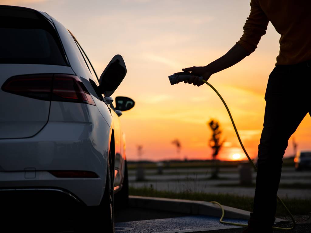 elektrikli-araç-avantajları-ve-dezavantajları elektrikli araç avantajları ve dezavantajları