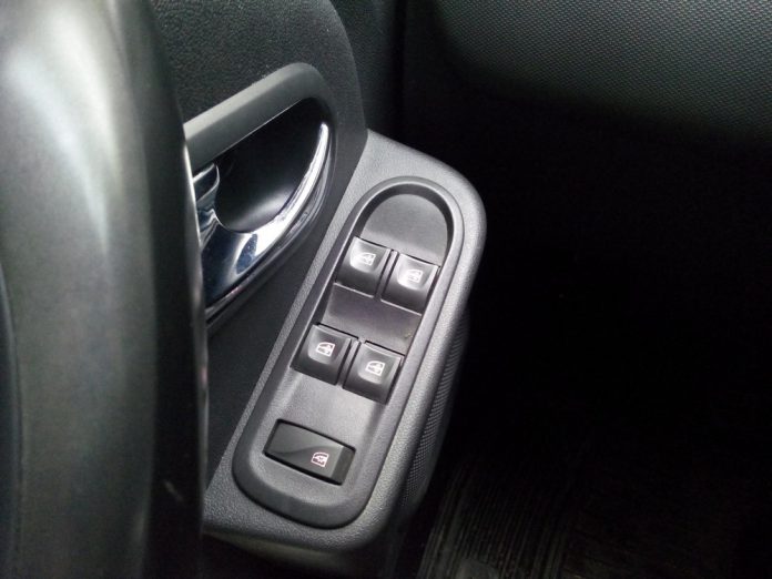 Arka Camlar Elektrikliye Nasıl Dönüştürülür?