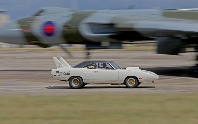 14_plymouth_road_runner_3_0_0_0_0