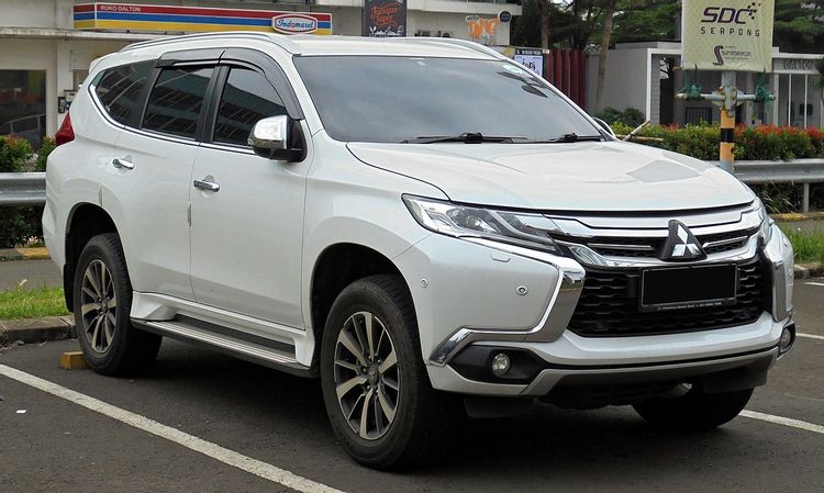 Mitsubishi-Pajero-Sport-Via-Wikipedia-2