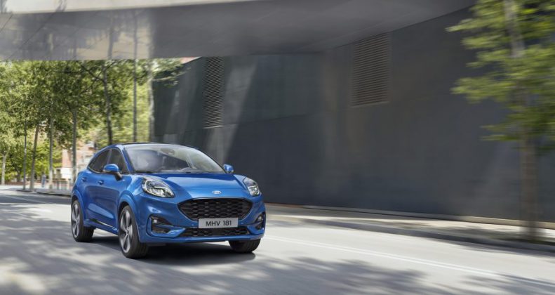 Ford Puma ST Line Mavi