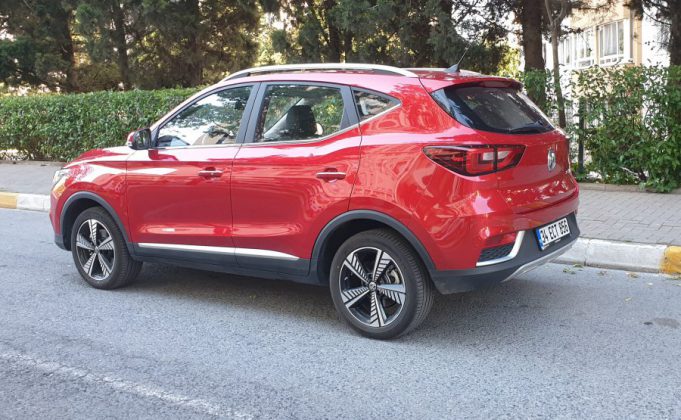 MG ZS