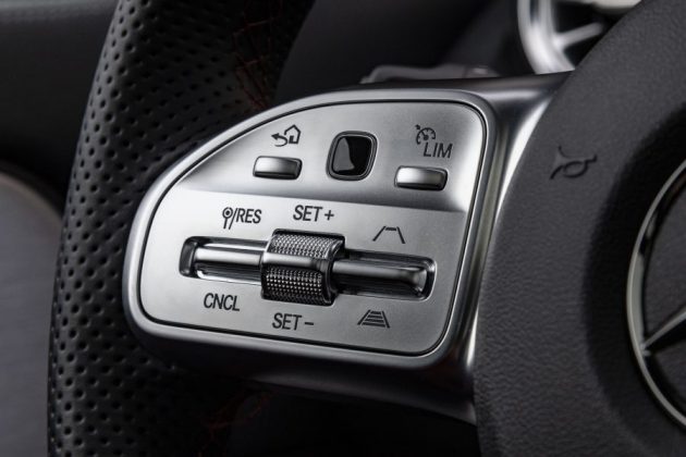 Mercedes Benz GLA direksiyon