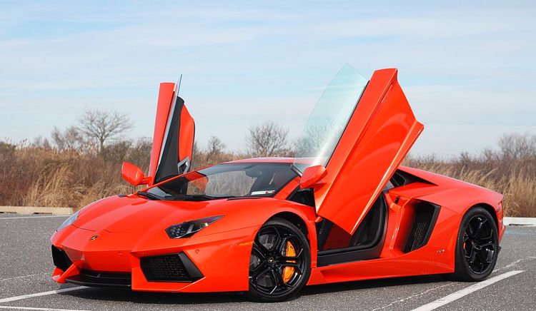 Aventador_(6675860749)-1