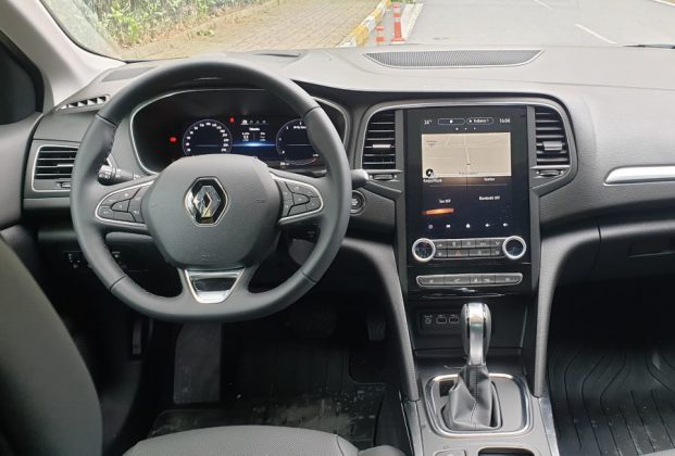 Renault Megane Sedan kokpit