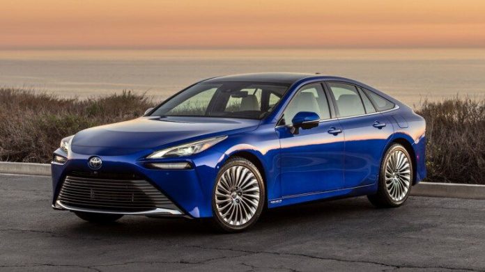 toyota mirai