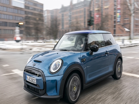 2022 mini se