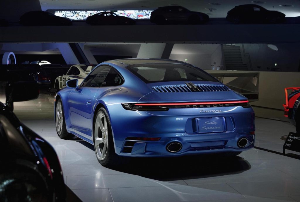 Porsche 911 Sally arkadan görünüm