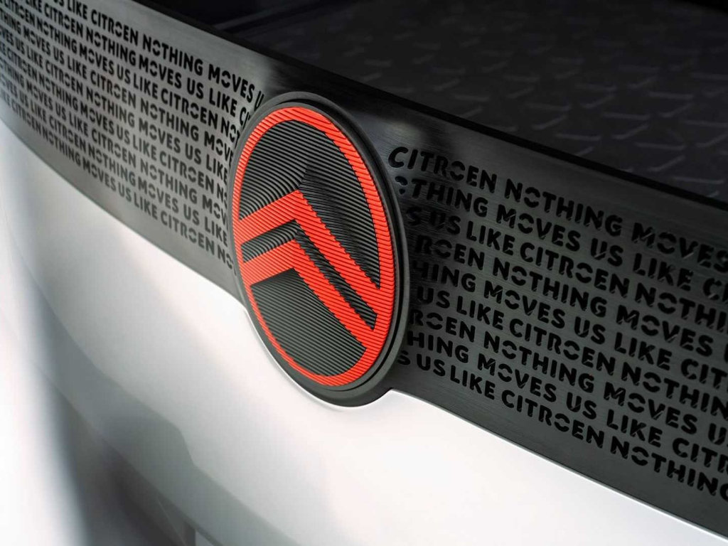 Citroen logo değişimi kapak Citroen logo değişimi