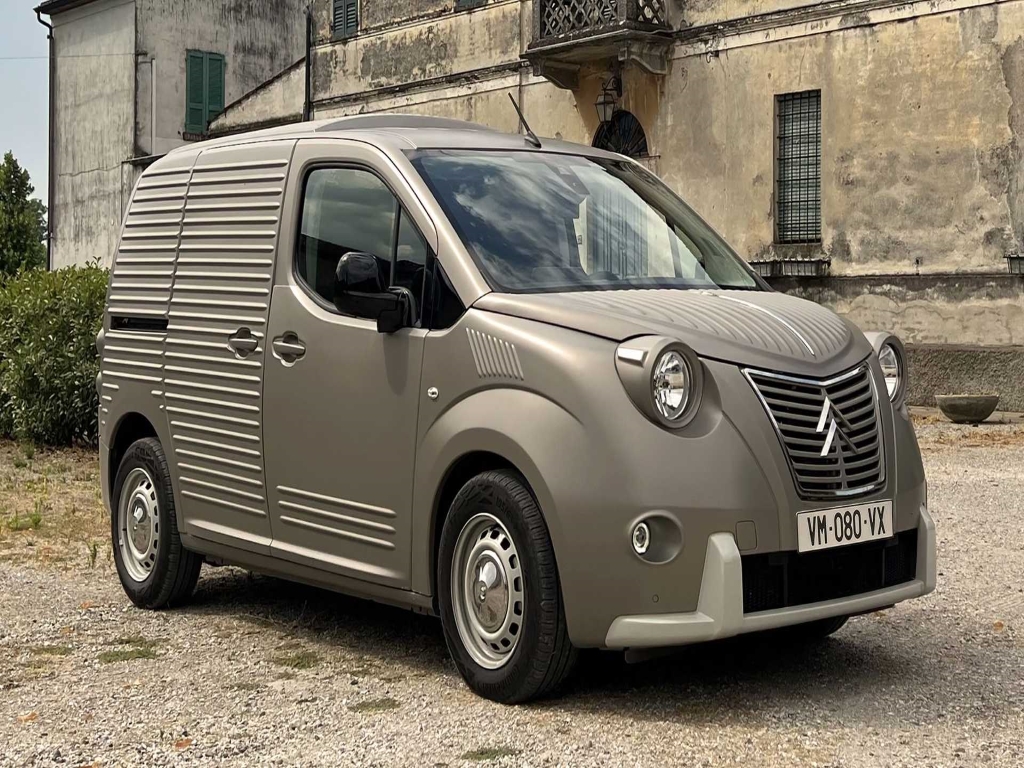 Citroen Berlingo 2CV Fourgonnette, önden görünüm