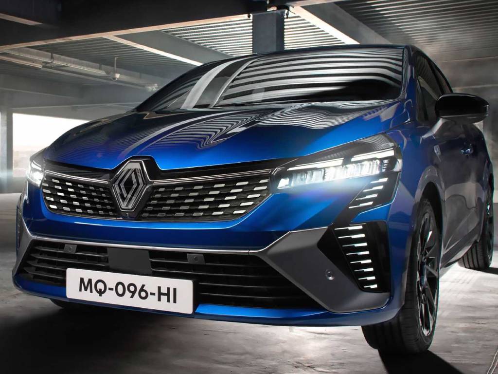 Yeni makyajlı renault clio Yeni makyajlı renault clio