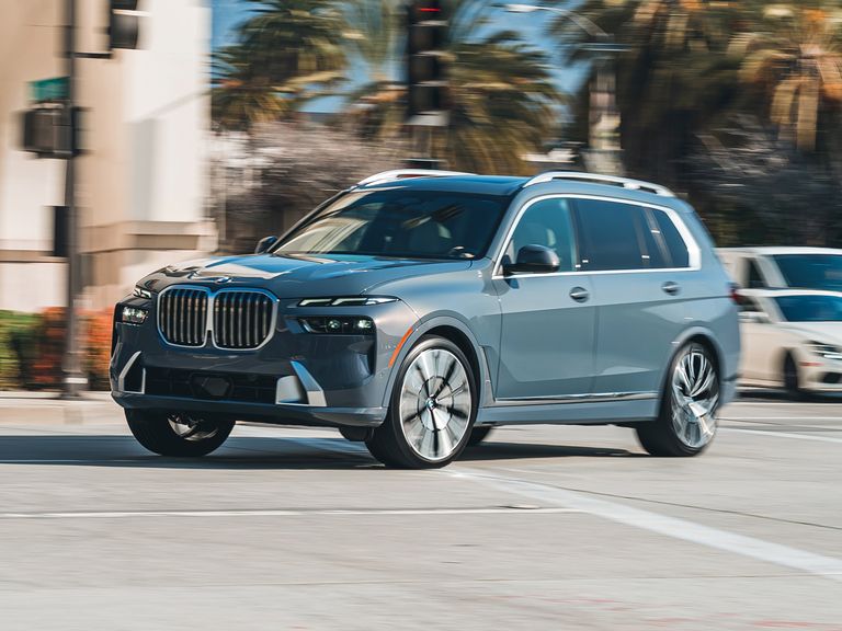 2023-bmw-x7